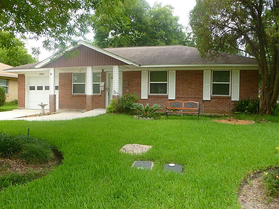 1st image of 2109 Peach Ln