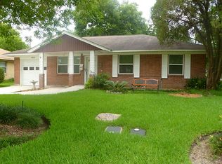 2109 Peach Ln, Pasadena, TX 77502