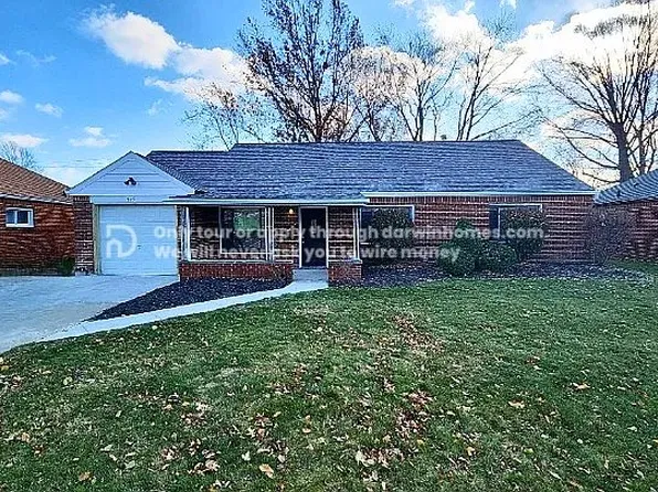 729 Hemlock Dr, Euclid, OH 44132