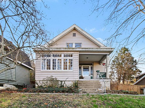 2nd image of 1146 Waterworks Rd