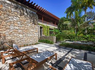 4080 Douglas Rd, Miami, FL 33133