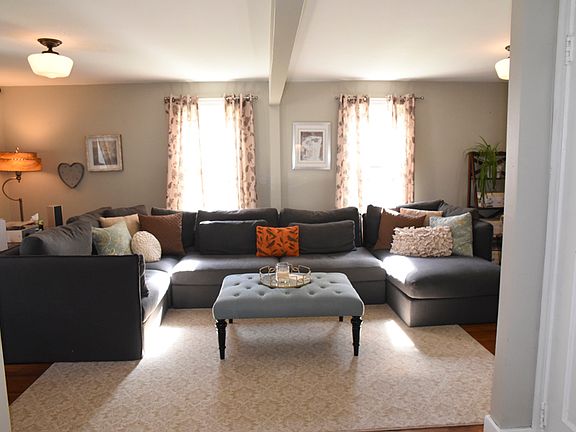 3rd image of 565 Saint Lawrence Ave