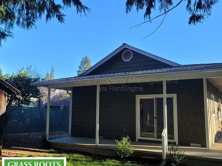 152 W Empire St — Photo 10