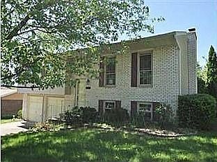 1st image of 7 Pinehurst Ct