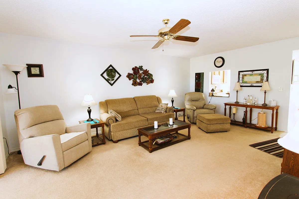 Livingroom - view 1 - 6688 San Casa Dr #L-8