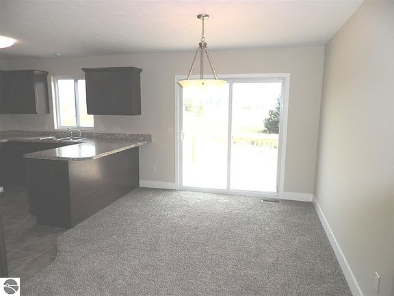 5th image of 333 Kratky Dr