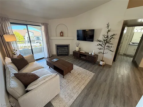 950 Seven Hills Dr Photo 1