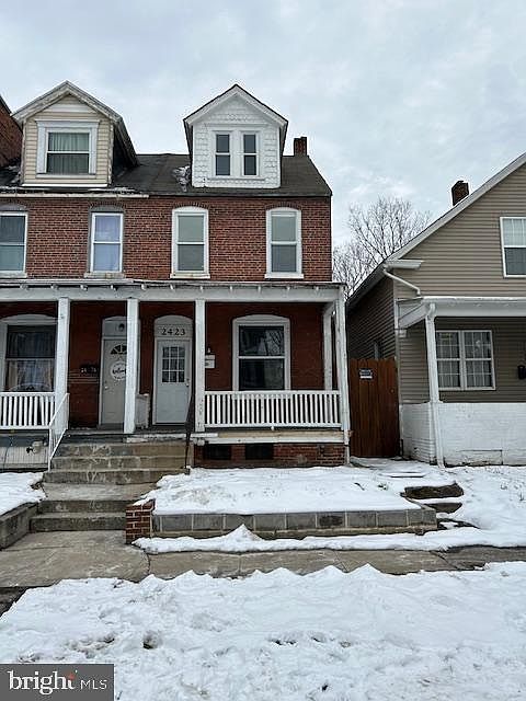 1st image of 2423 Reel St