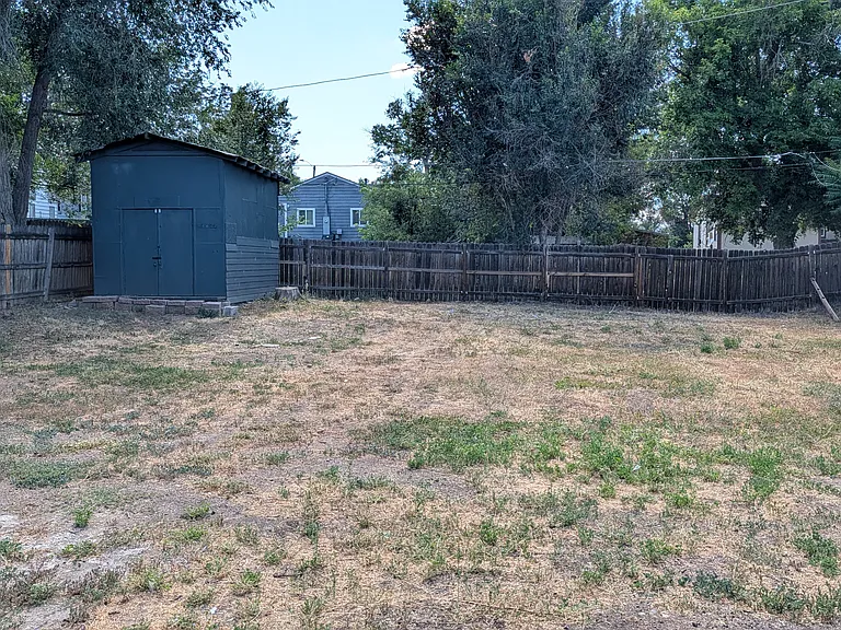 5375 Perry St — Photo 23