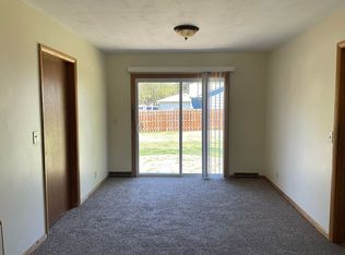 3108 Claflin Rd, Manhattan, KS 66503