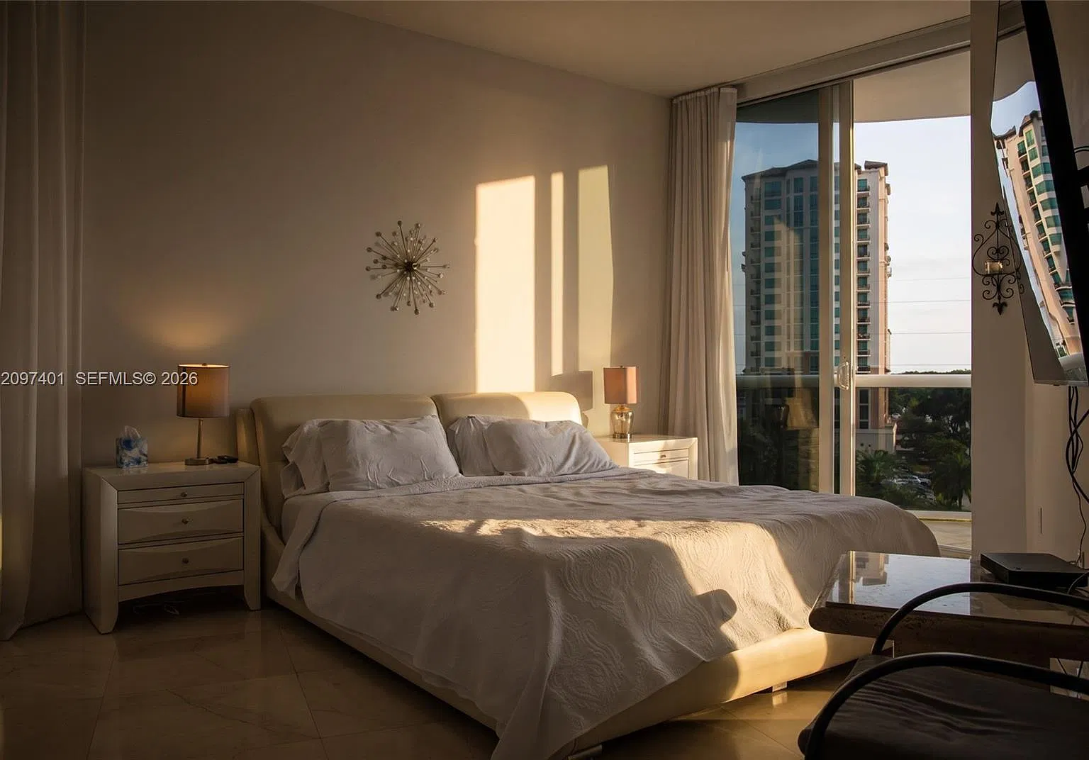 Tdr Tower Ii Condo — Photo 4