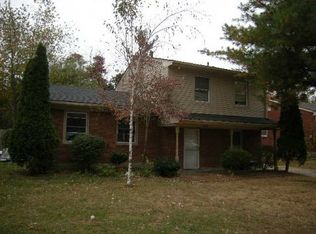 9712 Mary Dell Ln, Louisville, KY 40291