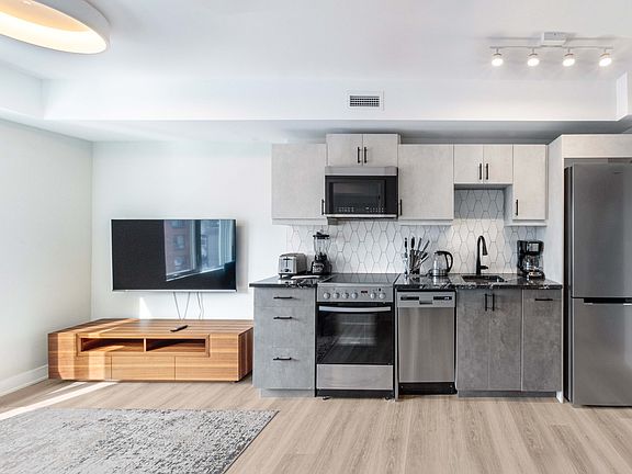 5th image of 86 Hinton Ave N #102