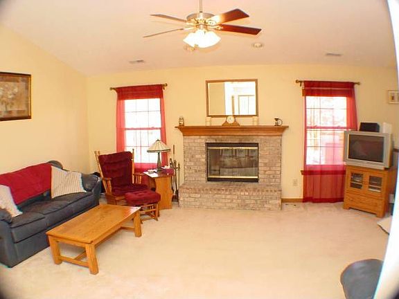 2nd image of 12826 Patrick Ct