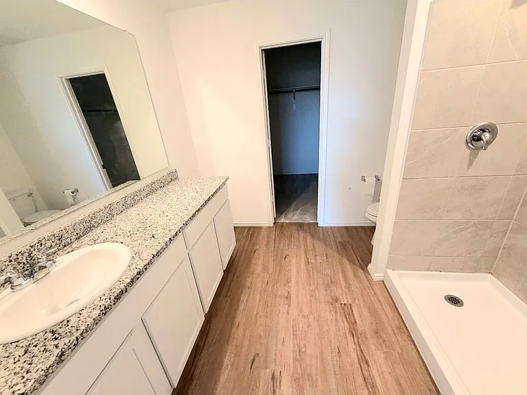 1141 Catclaw Rd — Photo 6