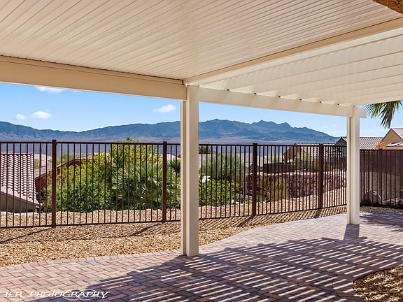 3rd image of 591 Bridle Path Cir
