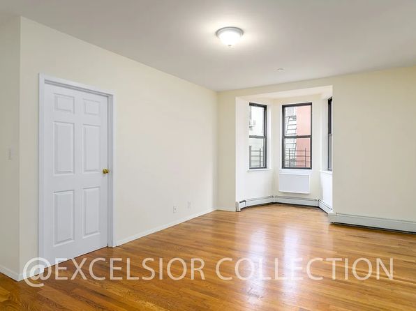 546 Henry St APT 3C