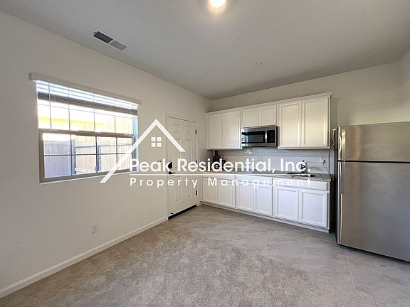 5th image of 3001 Newfoundland Dr