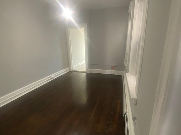2nd image of 686 Summit Ave APT 2
