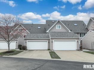 208 Harbor Pointe Dr, East Peoria, IL