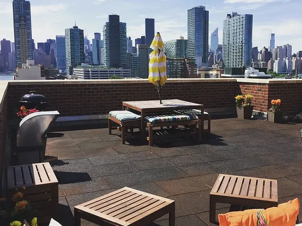 12-03 Jackson Avenue image 12 of 12