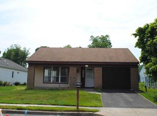 446 Kingston Dr #55, Ridge, NY 11961