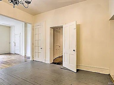 5th image of 1134 Josephine St #1