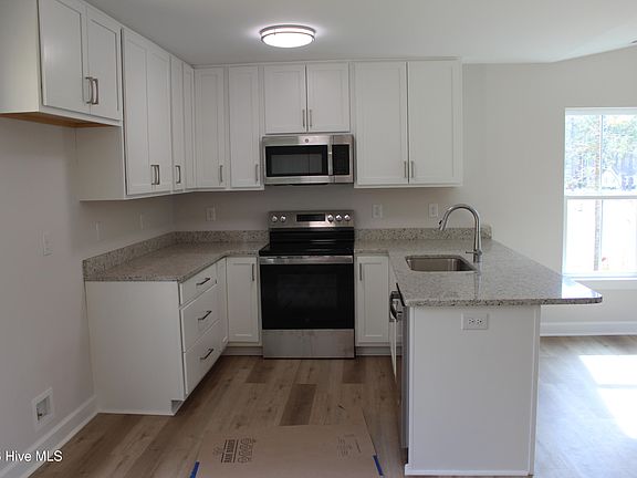 3rd image of 299 Phillips Drive