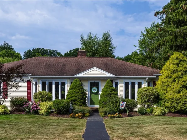 104 Wynthrop Rd, Syracuse, NY 13209