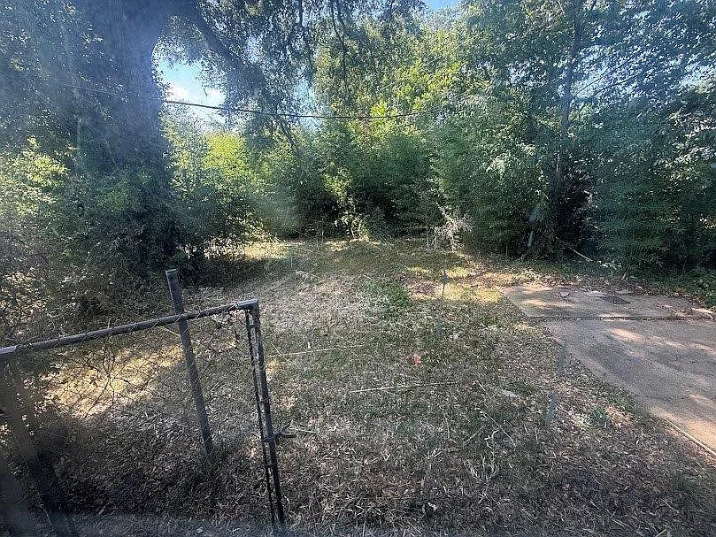 2 bed, 816 sqft, $865 — Photo 3