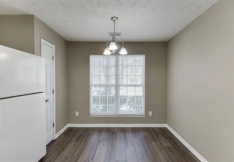 2883 Creek Bottom Ct — Photo 9