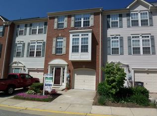 9138 Silvershadow Ct, Lorton, VA 22079