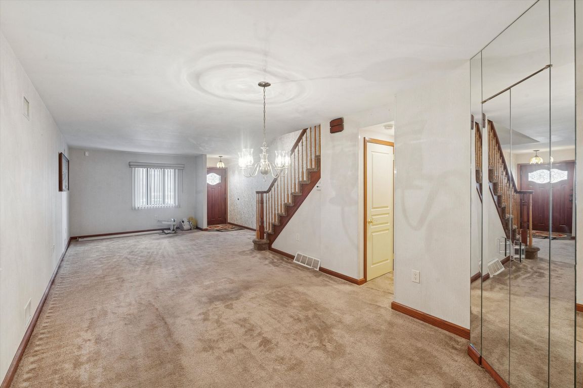 next background image