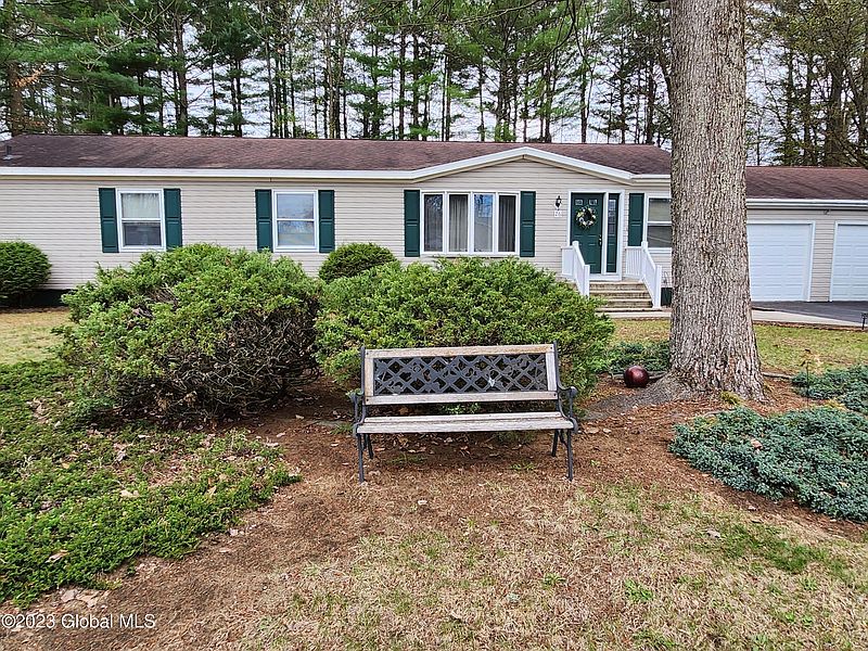 2nd image of 26 Kimberly Ln