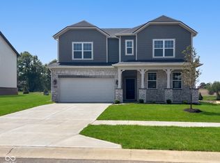2401 Zion Trl, Greenwood, IN 46143