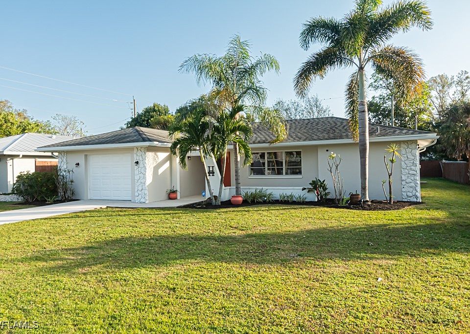 1st image of 1562 Alhambra Dr