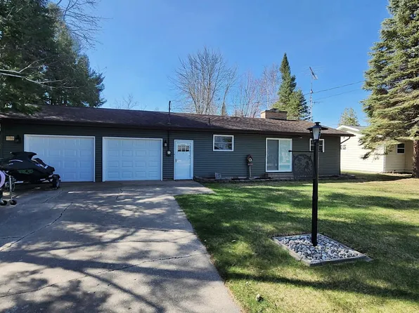 947 Iroquois Ave, Prudenville, MI 48651