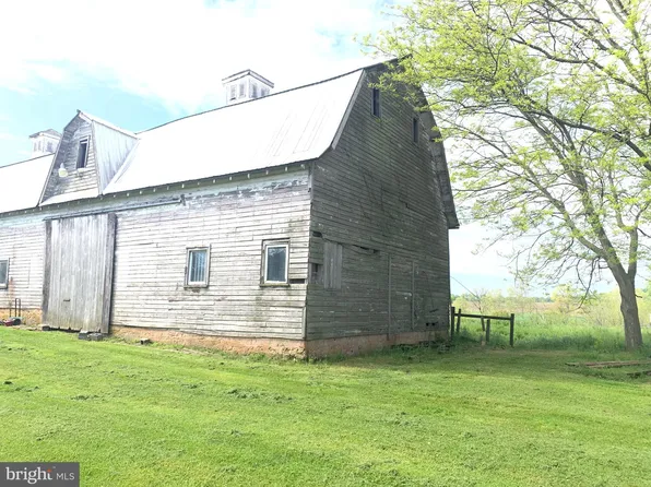 261 W Christine Rd, Nottingham, PA 19362