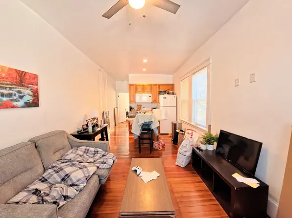 436 Waverley Oaks Rd #1B, Waltham, MA 02452