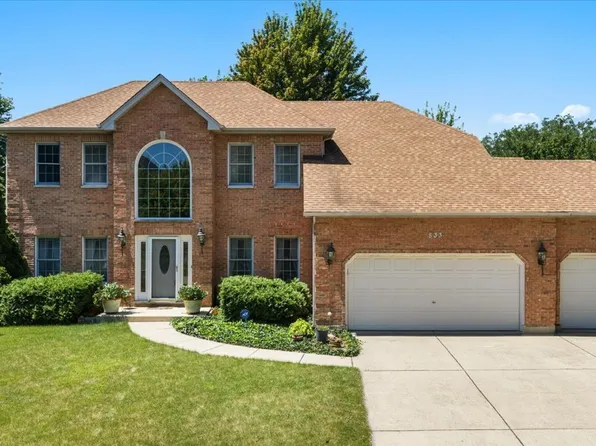 833 Pottawatomie Trl, Batavia, IL 60510