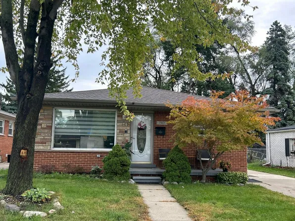 7310 Highview St, Dearborn Heights, MI 48127