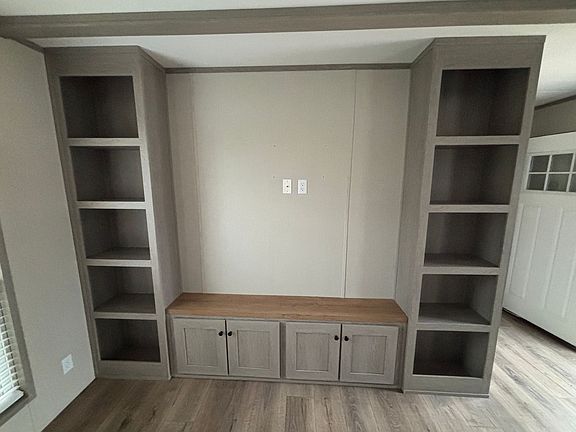 5th image of 6812 Randol Mill Rd Lot 115