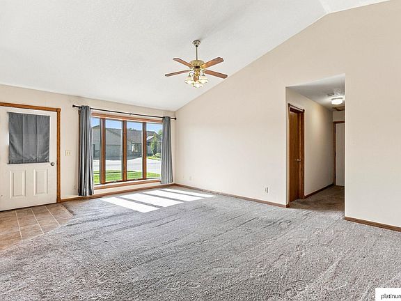 5th image of 1011 N 23rd Ave