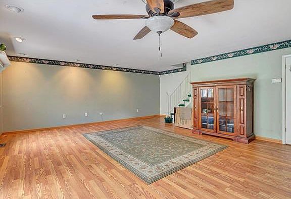 4th image of 16 Sycamore Dr