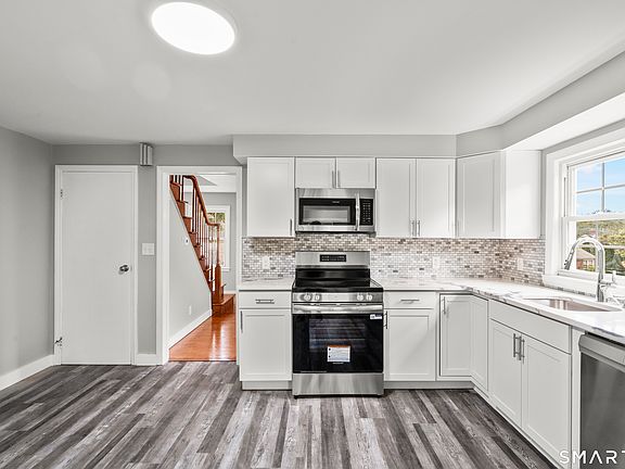 2nd image of 14 Ingleside Drive