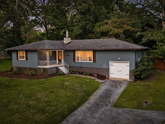 2nd image of 206 Sunnybrook Trl