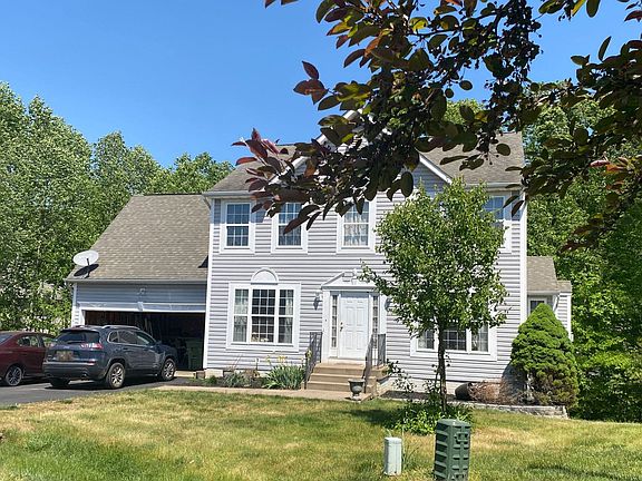 2nd image of 10113 Breawick Ct