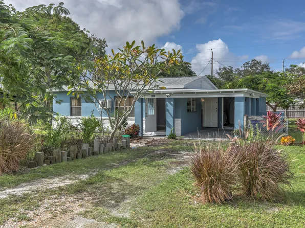 2441 SE 1st Court SE, Vero Beach, FL 32962