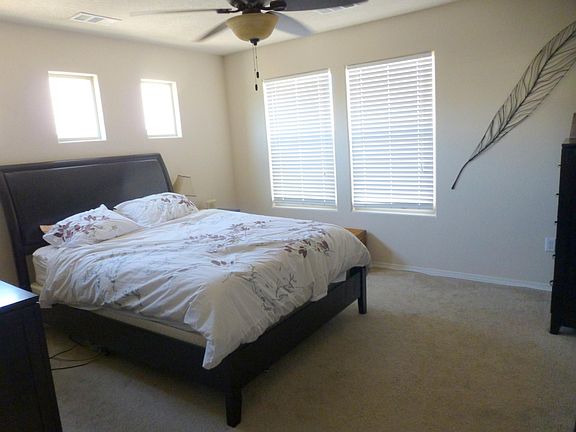 4th image of 11001 Marina Gate Trl NE