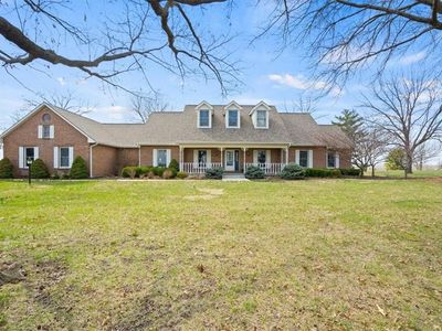 16927 206th St, Tonganoxie, KS, 66086